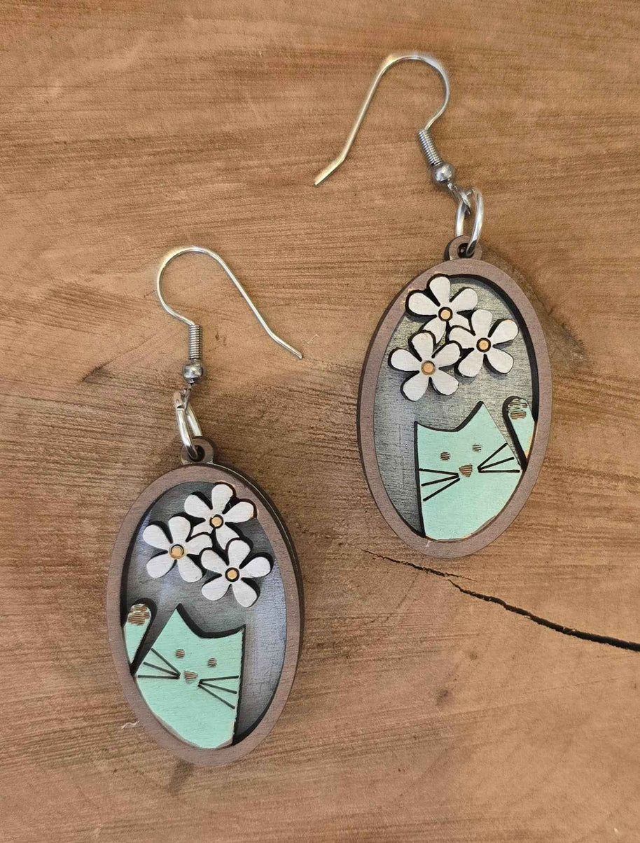 Cute Cat Earrings/ Maple Wood Earrings/Hypoallergenic