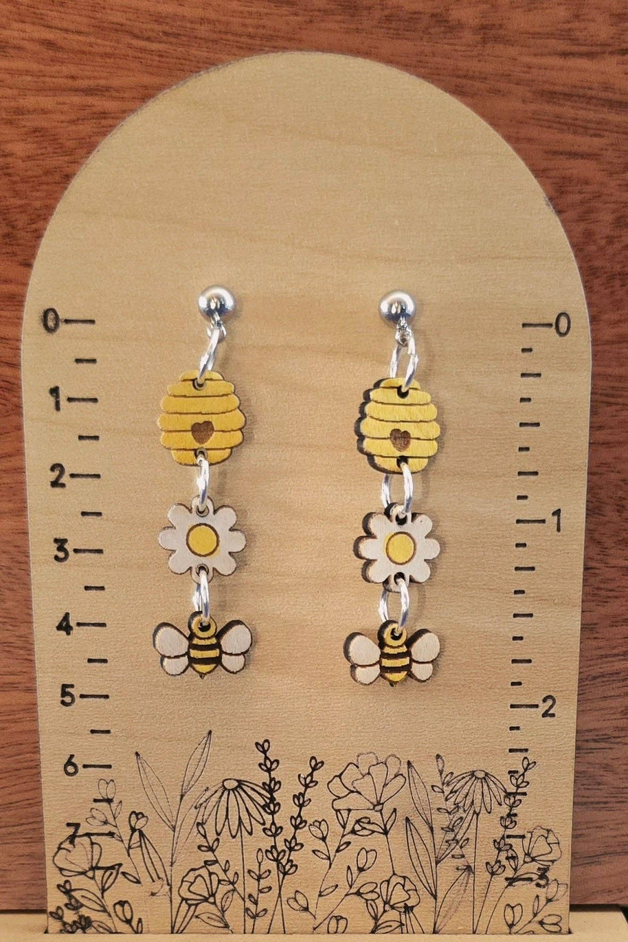 Happy Honey Bee Earring