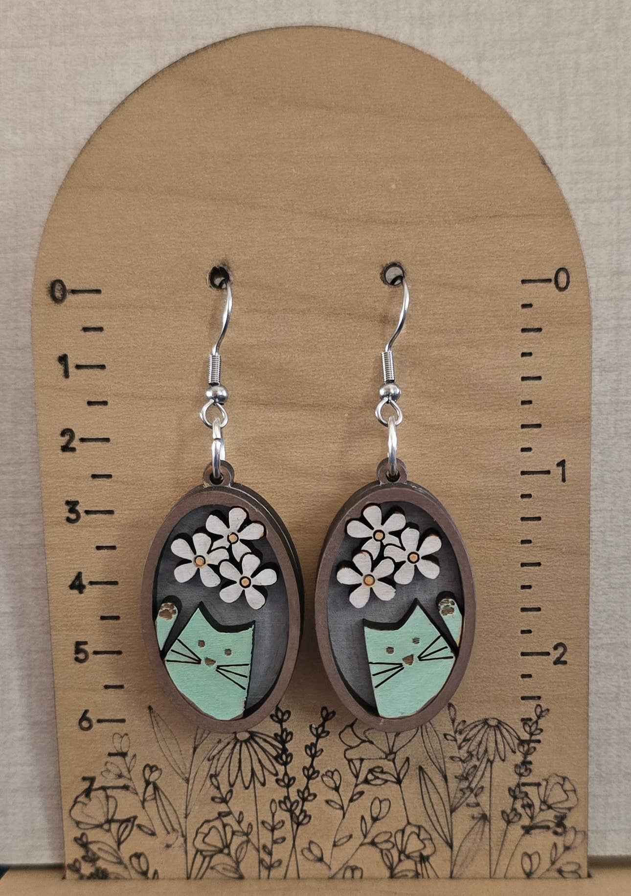 Cute Cat Earrings/ Maple Wood Earrings/Hypoallergenic