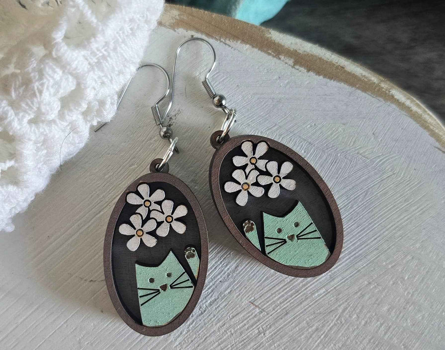 Cute Cat Earrings/ Maple Wood Earrings/Hypoallergenic
